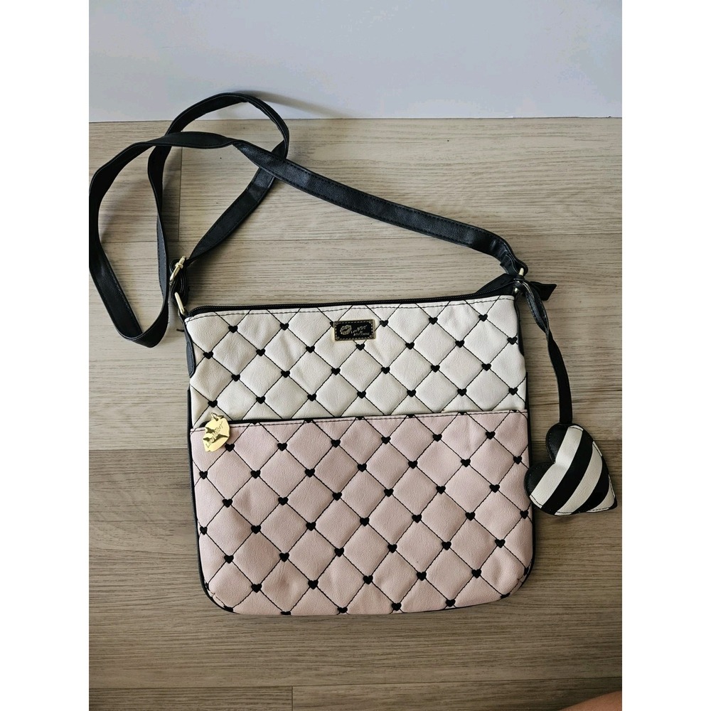 Betsey Johnson Soft Girl Pink Cream Quilted Heart Crossbody Messenger Purse